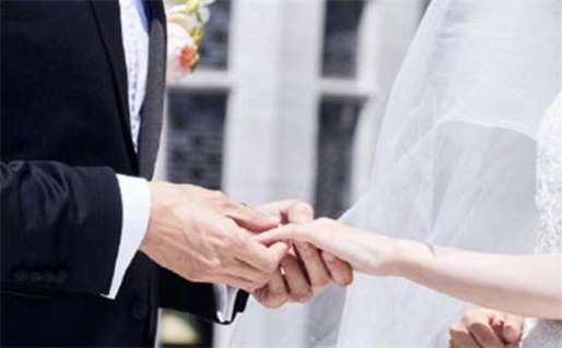 2025年农历六月廿四结婚适合吗？ 这日子办婚礼好吗