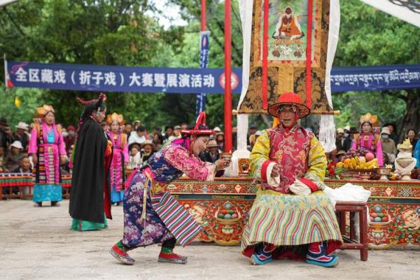 藏族雪顿节:美食狂欢、祈福祝安,感悟藏族文化 藏族雪顿节:美食狂欢、祈福祝安,感悟藏族文化