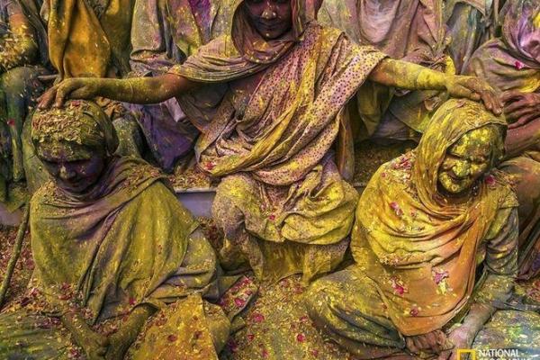 胡里节:五彩斑斓的传统狂欢,释放无限活力 胡里节:五彩斑斓的传统狂欢,释放无限活力