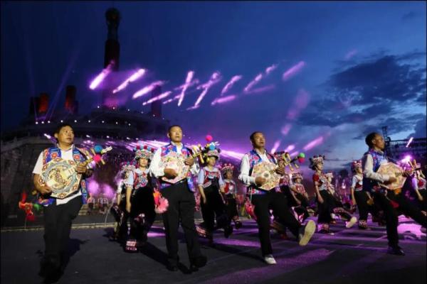 彝族火把节：燃情夜晚，感受彝族文化魅力