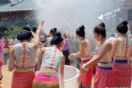 傣族泼水节：水中祈福，感悟傣族文化魅力
