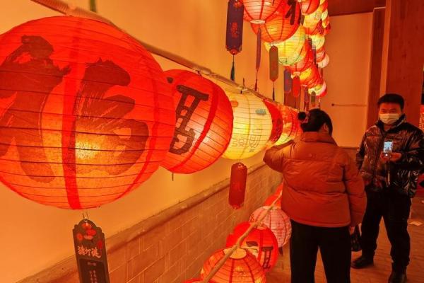 元宵节：灯火辉煌，体验传统习俗的魅力