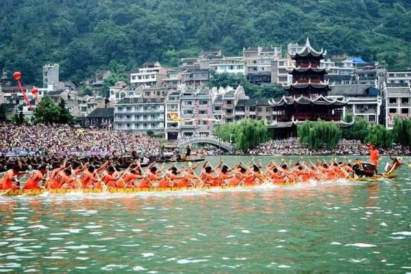 端午：龙舟竞渡，传承千年习俗