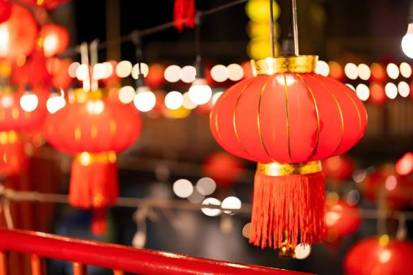 元宵节：灯火阑珊，领略民俗魅力