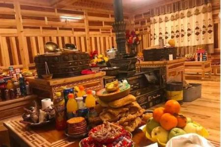 雪顿节：品味美食，探索藏族传统习俗