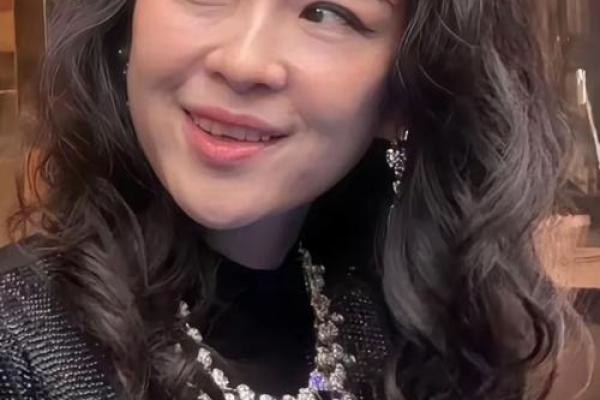 八字命理揭秘：章子怡如何反而通过命运的谜团走向巅峰？