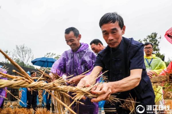 侗族年：欢庆丰收，感受侗族习俗