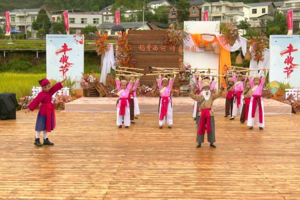 纳西族丰收节：庆祝丰收，体验传统文化