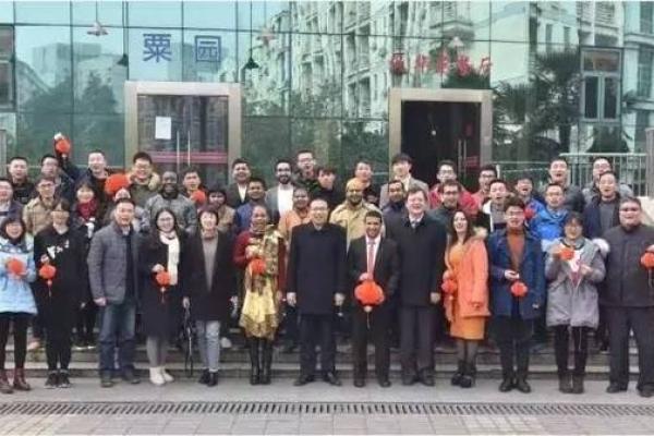 独龙族的迎春节：辞旧迎新，感悟自然之美